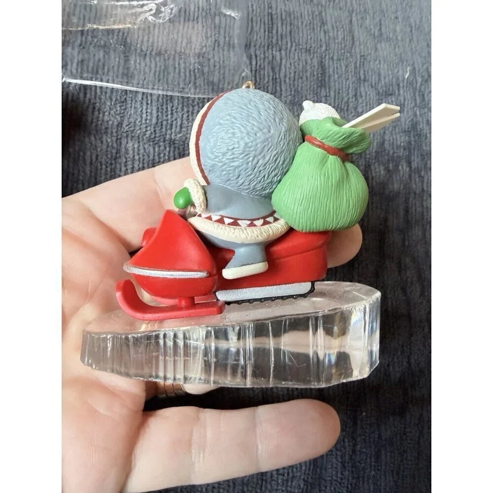 Frosty Friends 1995 Hallmark Keepsake Ornament 16th in Series w/box rare